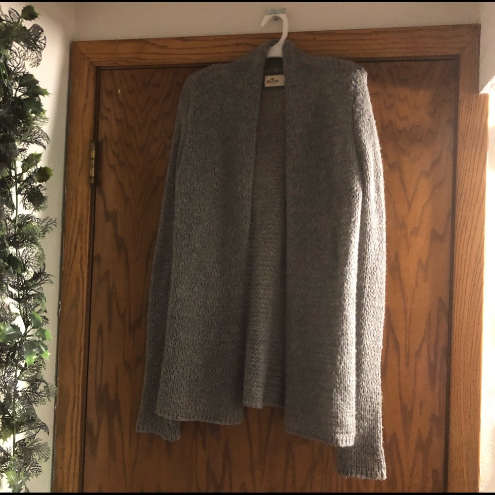 cozy hollister gray knit cardigan
